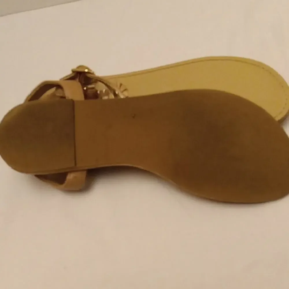 Place Girl's Size 4 Floral Embellished Tan Sandals. Summer, Fun, Casual